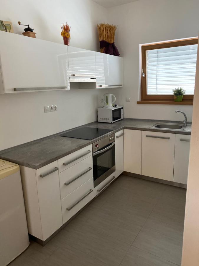 Apartman Hustopece Ngoại thất bức ảnh